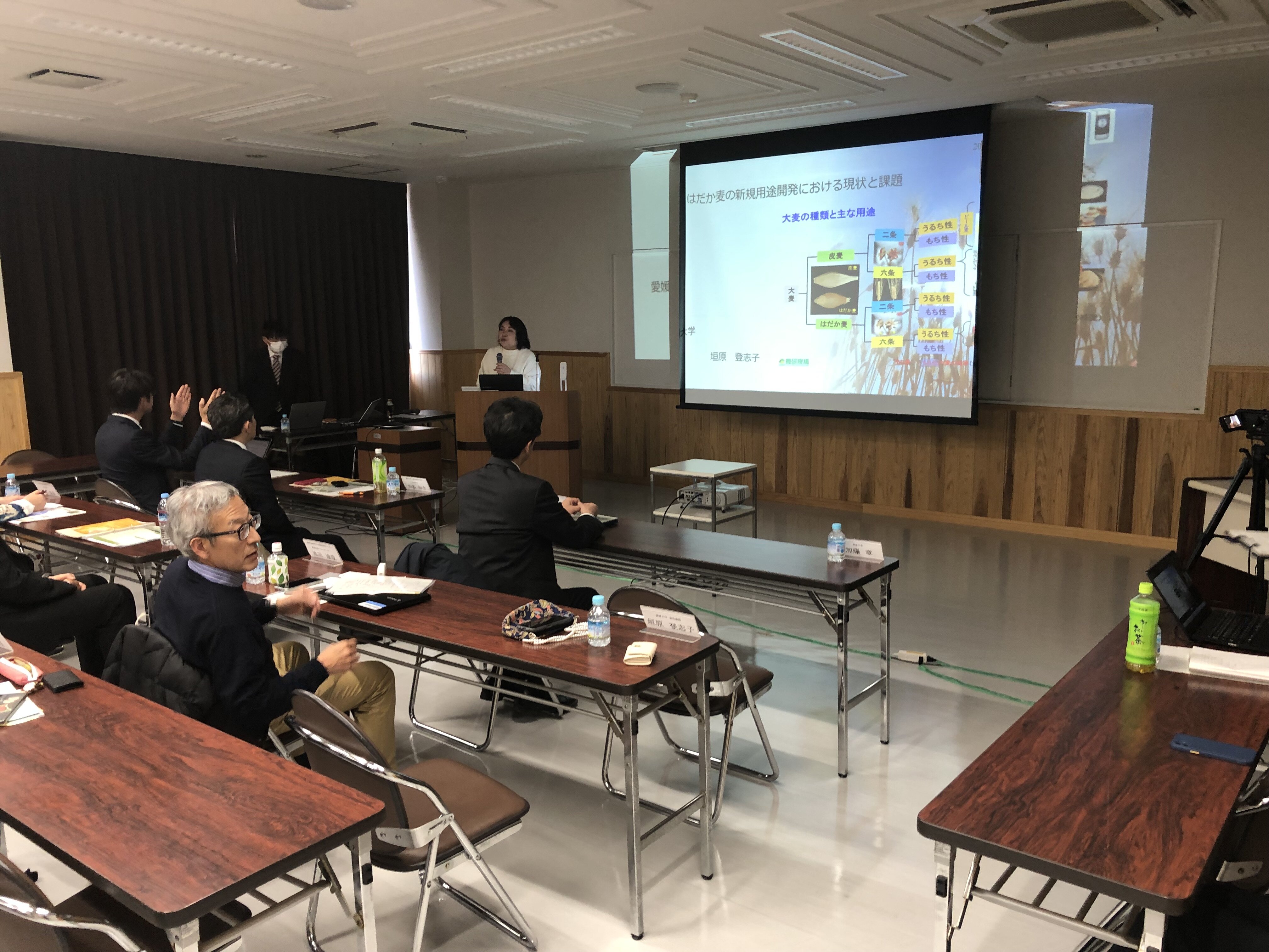 08_垣原客員教授による講演.jpeg