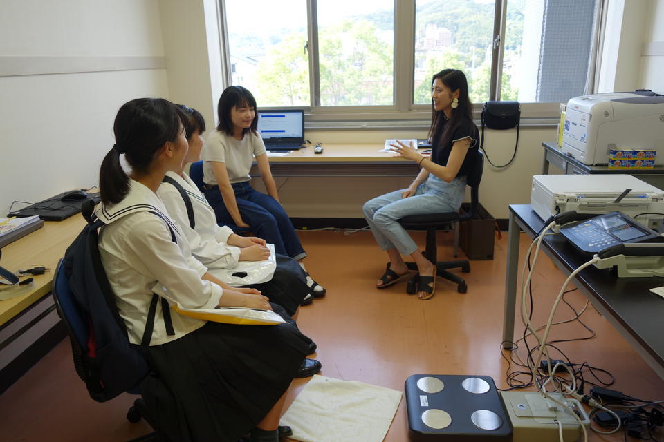 ラボツアー（地域健康栄養学研究室）