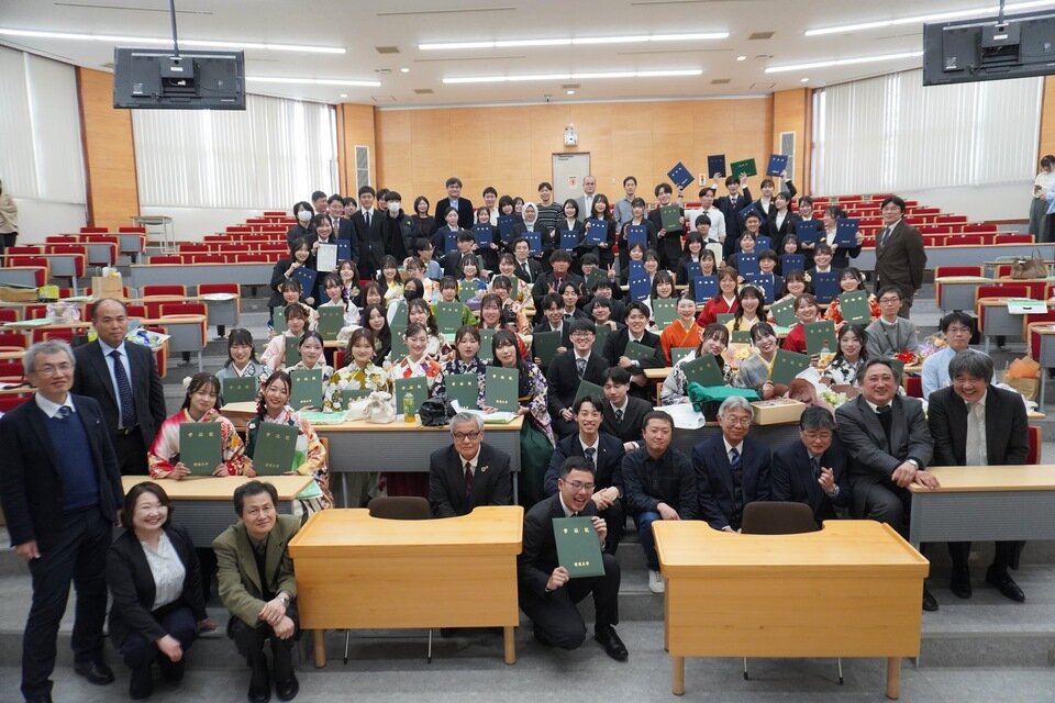 2025年度 卒業証書授与式集合写真